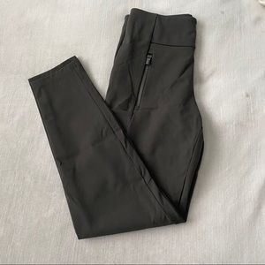 Athleta Headlands Hybrid Tight